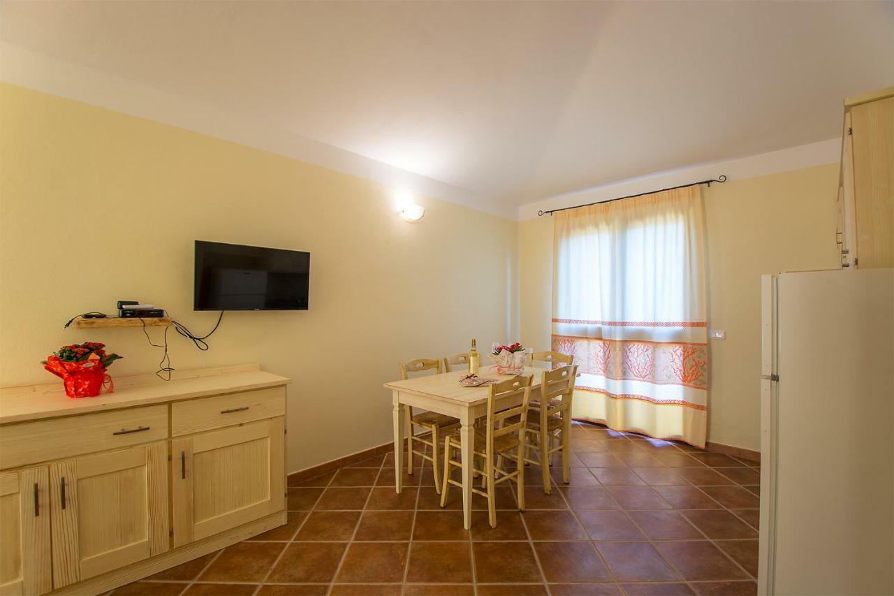 Appartamenti Sole Di Sardegna Cala Liberotto Εξωτερικό φωτογραφία